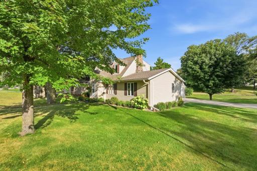 217 2nd Avenue NE, New London, MN 56273
