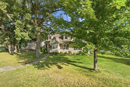 217 2nd Avenue NE, New London, MN 56273