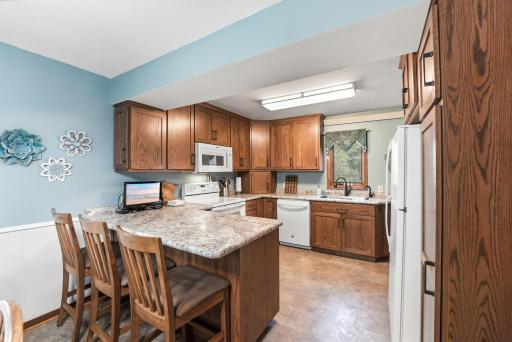 217 2nd Avenue NE, New London, MN 56273