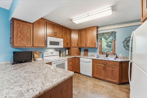 217 2nd Avenue NE, New London, MN 56273