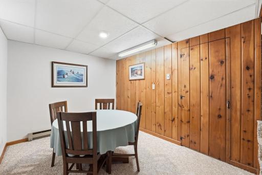 217 2nd Avenue NE, New London, MN 56273