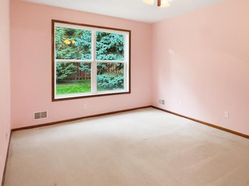 Welcome to 14635 Bloomfield Path!
