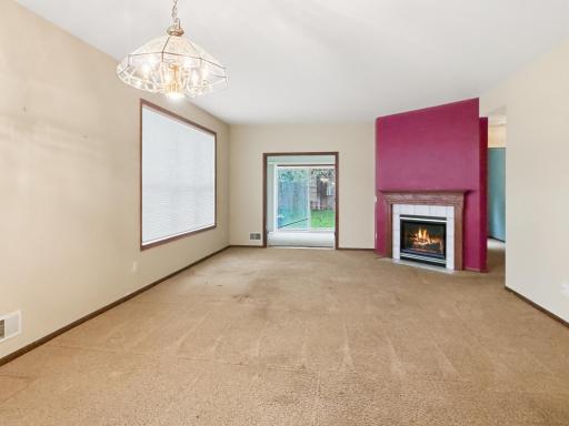 Welcome to 14635 Bloomfield Path!