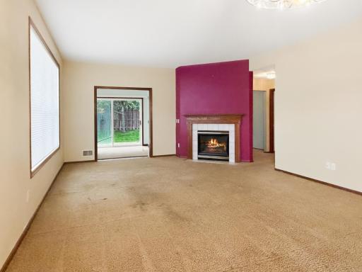 Welcome to 14635 Bloomfield Path!