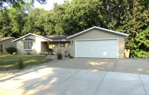 1409 Oak Drive, Montevideo, MN 56265