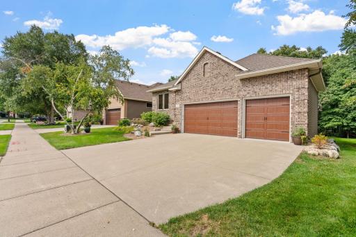 2031 118th Avenue NE, Blaine, MN 55449