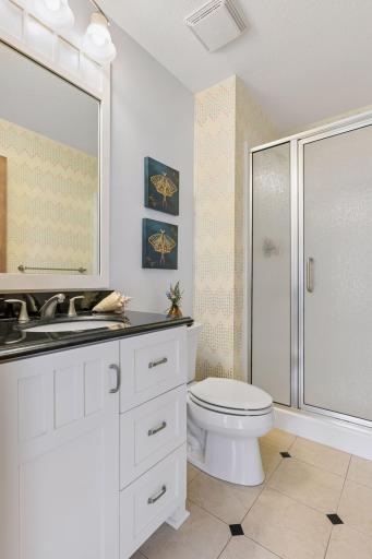 1 of 5 bathrooms.jpg