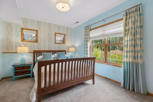 Lower level bedroom - makes a cgreat guest or nanny suite.jpg