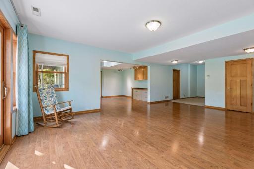 Tall ceilings a several large storage closets.jpg