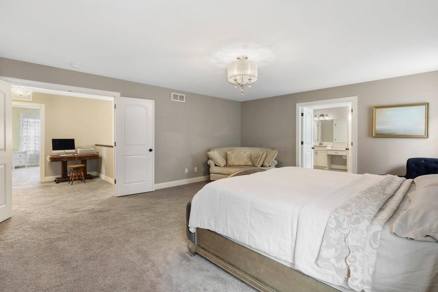 2147 Spring Lake Ct, Shakopee, MN 55379-53.jpg