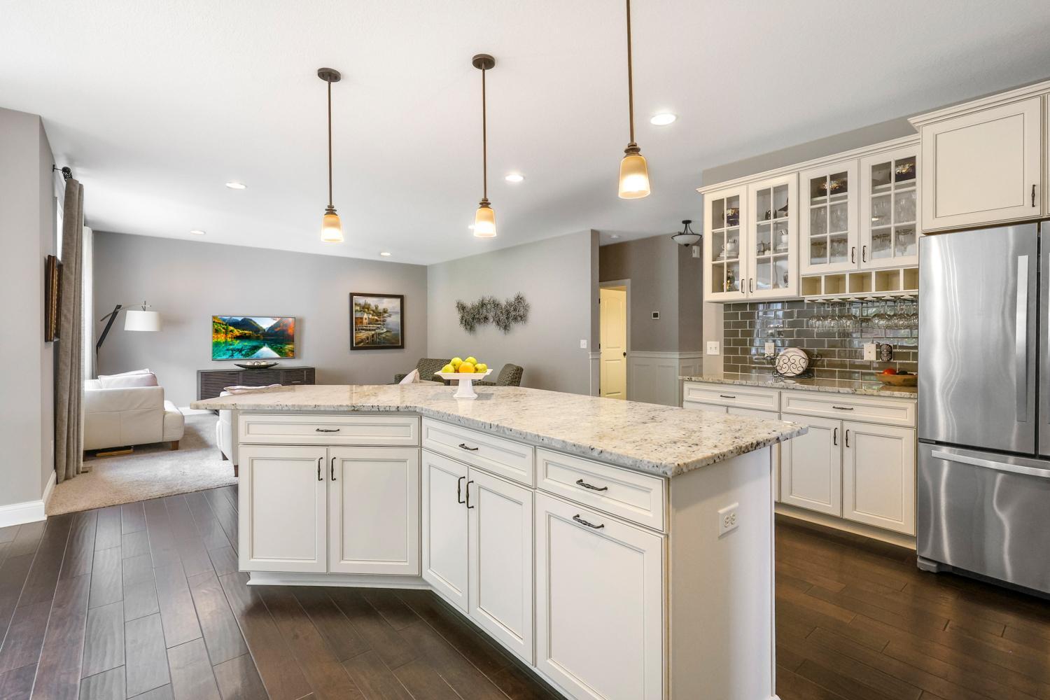 2147 Spring Lake Ct, Shakopee, MN 55379-35.jpg