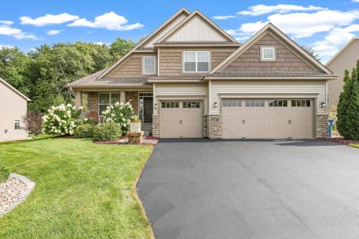 2147 Spring Lake Ct, Shakopee, MN 55379-07.jpg