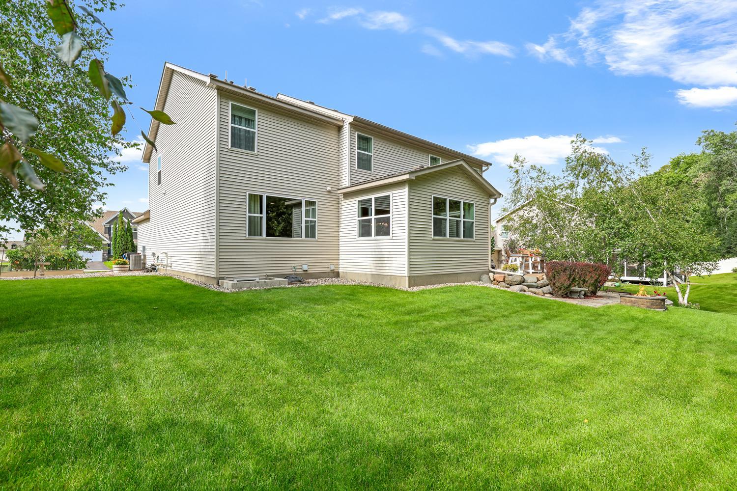 2147 Spring Lake Ct, Shakopee, MN 55379-79.jpg