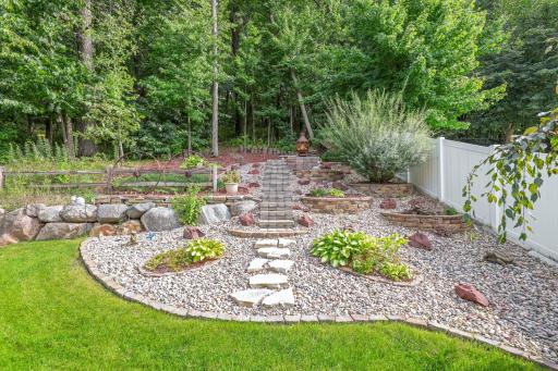 2147 Spring Lake Ct, Shakopee, MN 55379-81.jpg