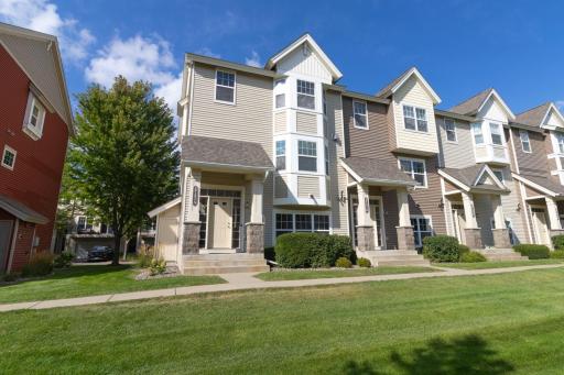 Photo for 3721 Hazel Trail, A, Woodbury, MN 55129 - listing #7134840 3721 Hazel Trail, A, Woodbury, MN 55129