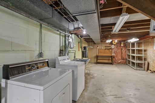 Laundry and workshop. Sorry, no brand new front loading laundry pair here as much as we wish!