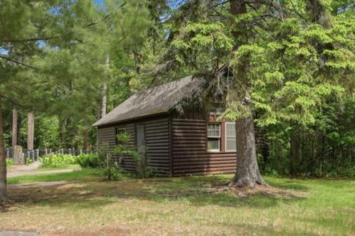 Extra structure with tons of charm - work shop? rec room? use your imagination