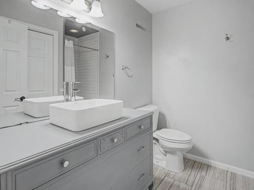 2638 Westview Ln NW-122.jpg