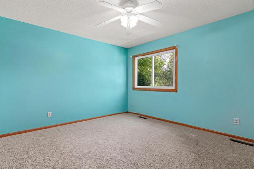 10121 Kahler Ave NE, Monticello, MN-15.jpg