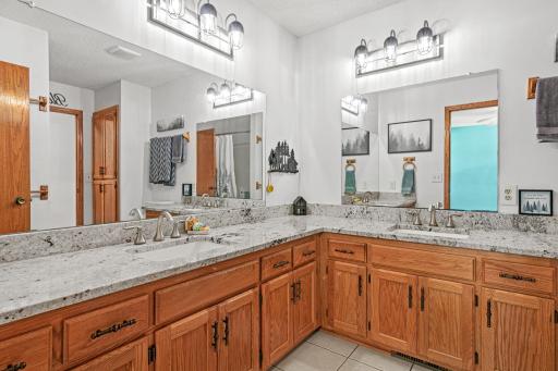 10121 Kahler Ave NE, Monticello, MN-18.jpg
