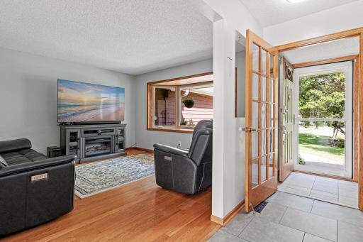 10121 Kahler Ave NE, Monticello, MN-3.jpg