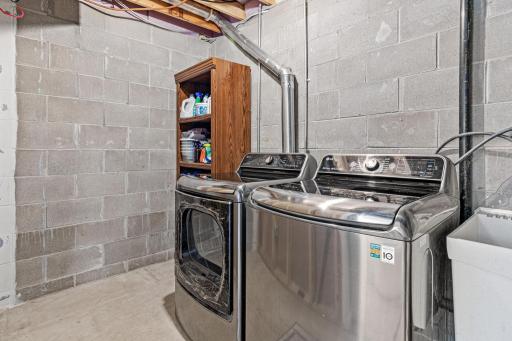 10121 Kahler Ave NE, Monticello, MN-30.jpg