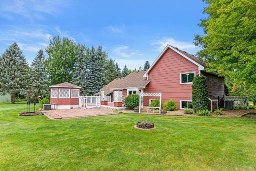 10121 Kahler Ave NE, Monticello, MN-34.jpg