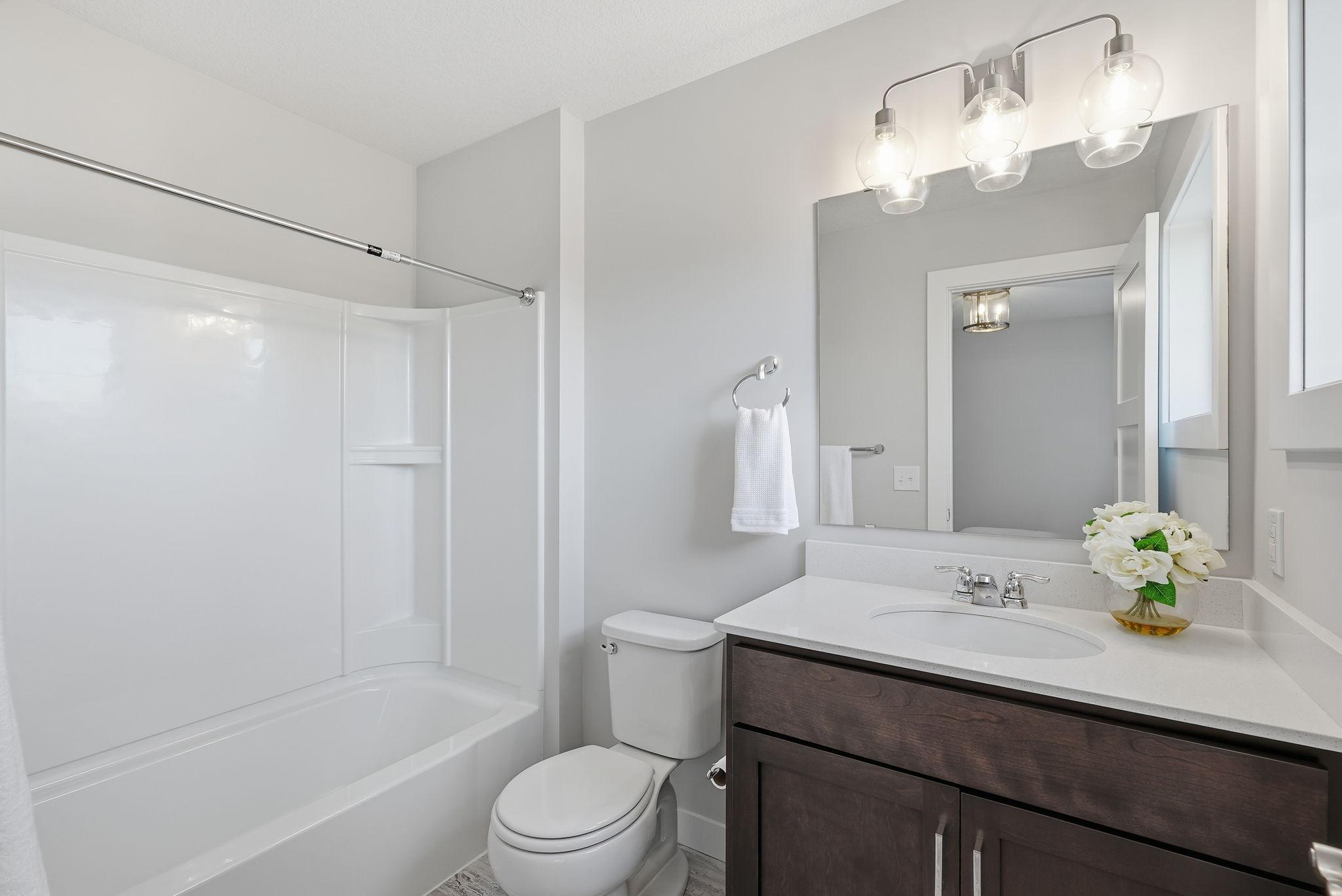 Upper Full Bath
