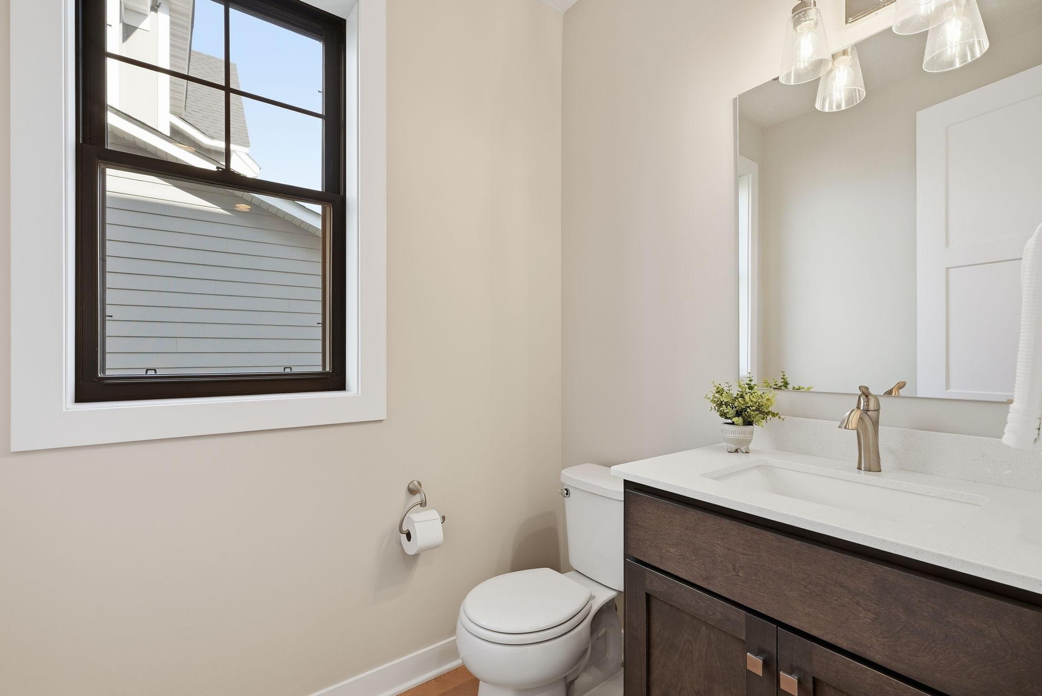 Main Level 1/2 Bath