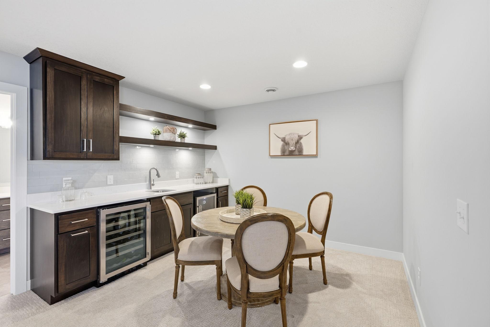 Lower-Level Wet Bar