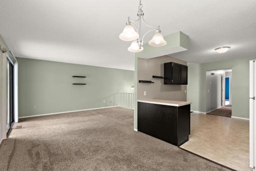 Dining room to kitchen