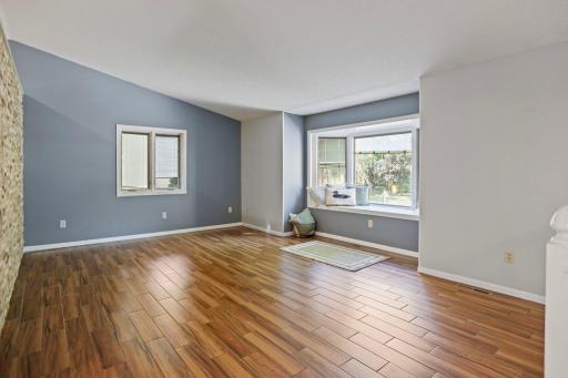 1242 Aldrich Way, Faribault, MN 55021