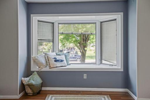 1242 Aldrich Way, Faribault, MN 55021
