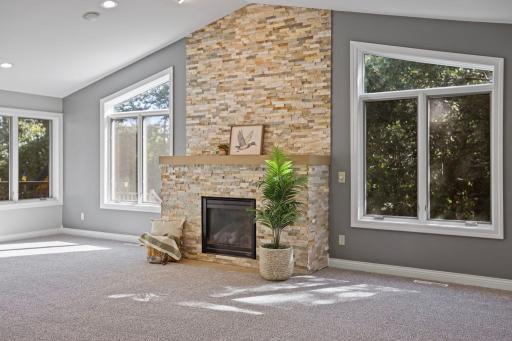 1242 Aldrich Way, Faribault, MN 55021