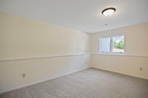 1242 Aldrich Way, Faribault, MN 55021