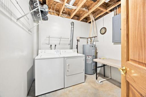 Laundry room - W/D included