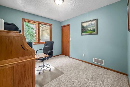28-web-or-mls-Photo Aug 27 2026, 1 35 17 PM.jpg