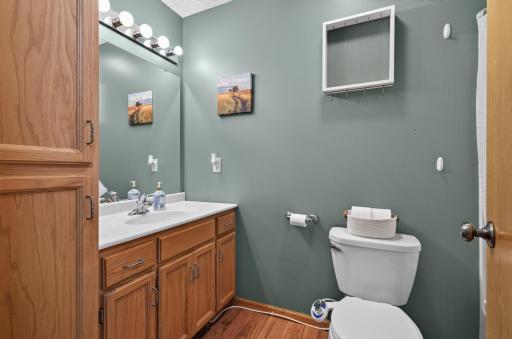 Main floor full bath