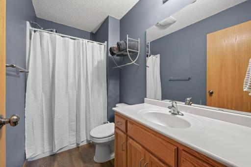 Primary bdrm full private bath