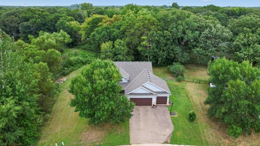 64_157_Corrinne_Drive64_mls.jpg