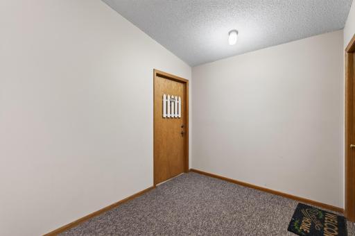 3276 greenbrier st vadnais heights_07302026_26.jpg