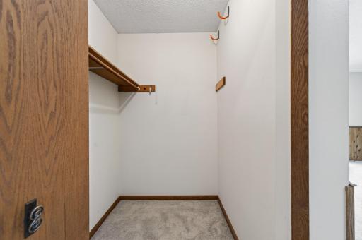 3276 greenbrier st vadnais heights_07302026_13.jpg