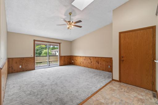 3276 greenbrier st vadnais heights_07302026_07.jpg