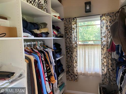 Main Level Bedroom Ensuite Walk-in Closet