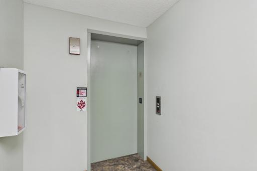 Building Elevator