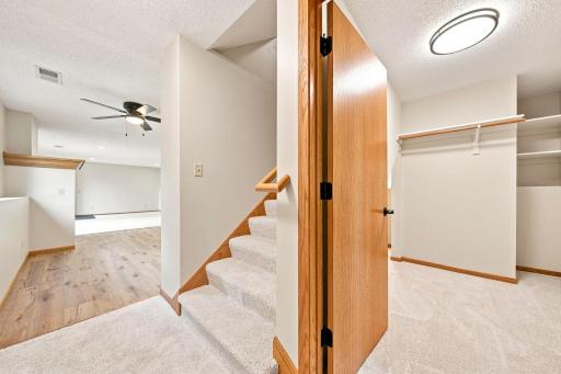 195 Medina St - Separate Entry to Lower Level Apartment