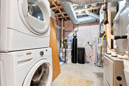 195 Medina St - Lower Level Laundry