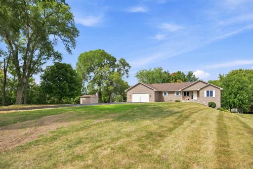 195 S Medina Street, Loretto, MN 55357