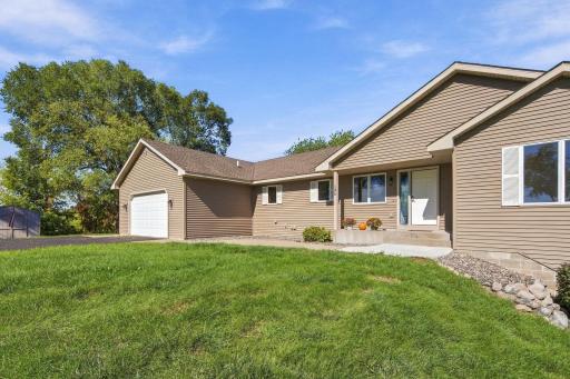 195 S Medina Street, Loretto, MN 55357