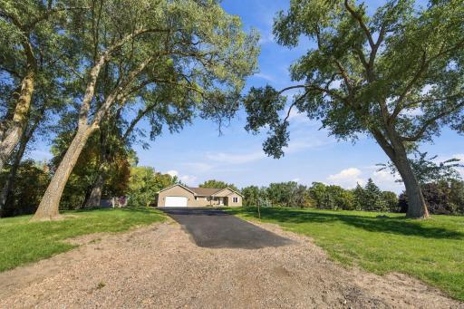 195 S Medina Street, Loretto, MN 55357